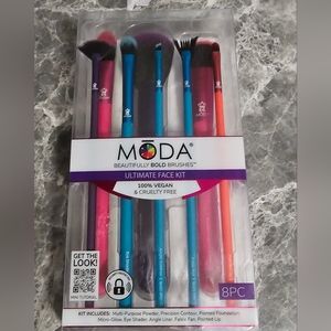 NWT MODA Beautifully Bold Ultimate Face Kit 8pc Brush Set